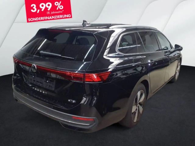 Volkswagen Passat 1.5 eTSI Business DSG Variant