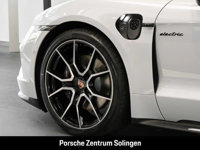 Porsche Taycan 4 Black Edition