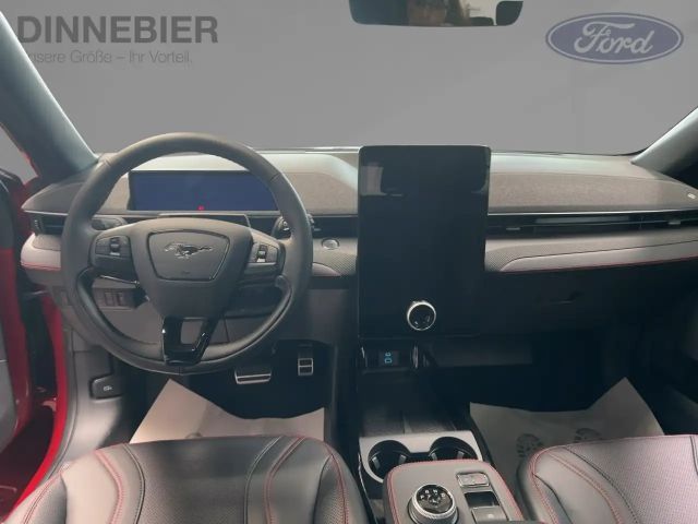 Ford Mustang Mach-E AWD Premium