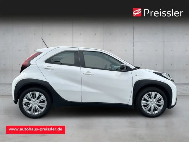 Toyota Aygo X Business Hatchback