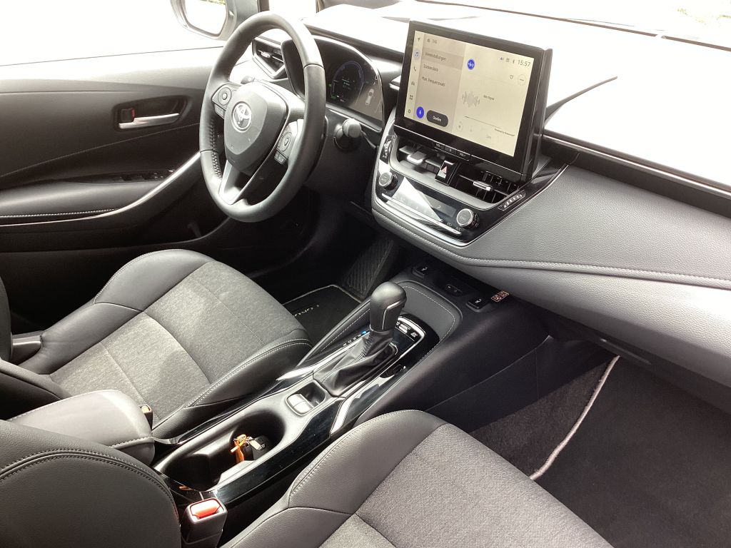 Toyota Corolla 5-deurs Basis Team D