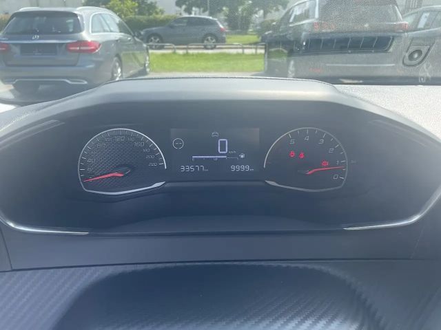 Peugeot 208 PureTech Style