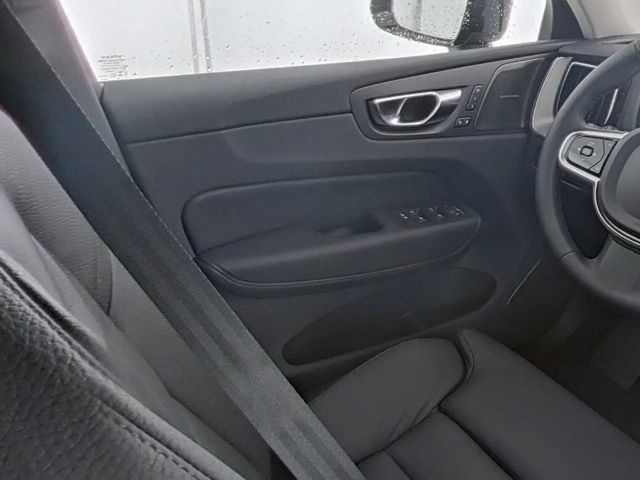 Volvo XC60 AWD Dark Plus