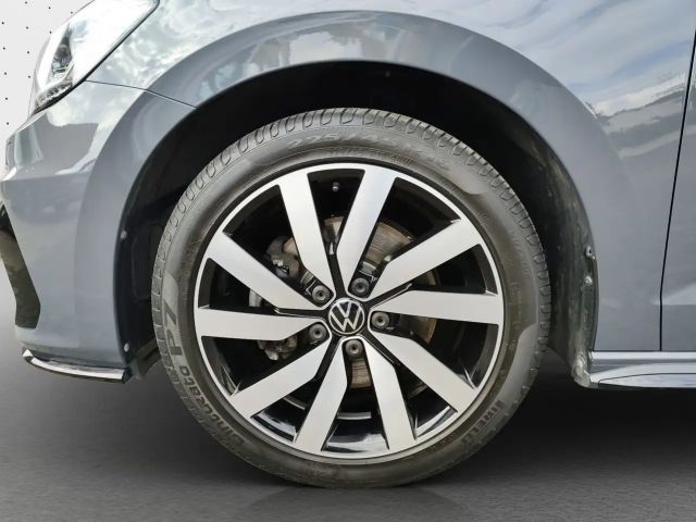 Volkswagen Touran 1.5 TSI DSG R-Line