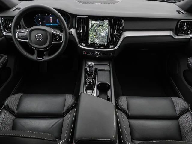 Volvo V60 Cross Country AWD Plus