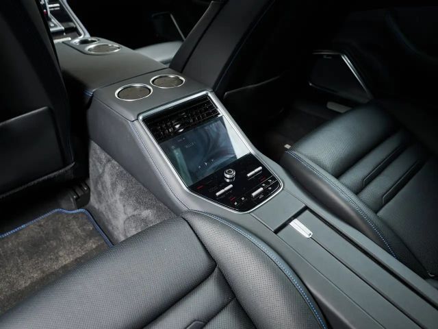 Porsche Panamera E-Hybrid S Turbo