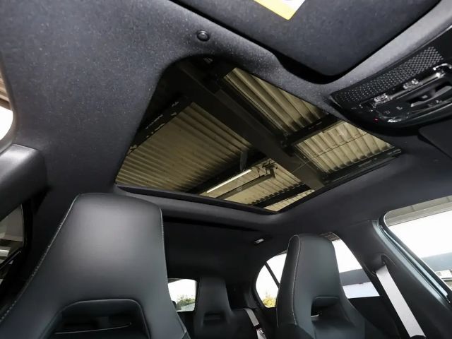 Mercedes-Benz A 200 AMG Line