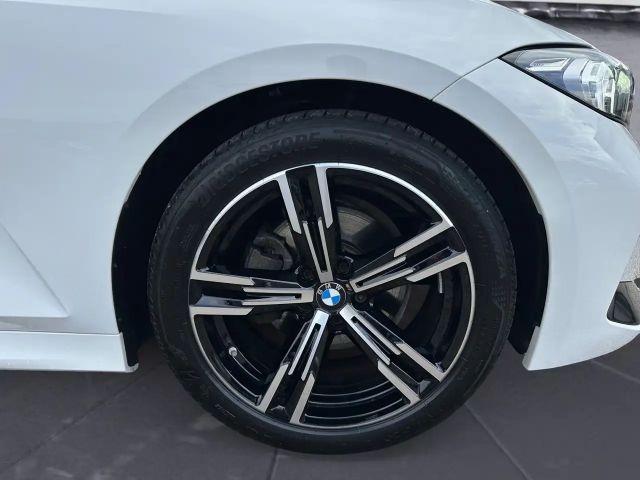 BMW 320 320d M-Sport Touring