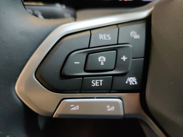 Volkswagen Golf 1.0 TSI IQ.Drive Move Plus