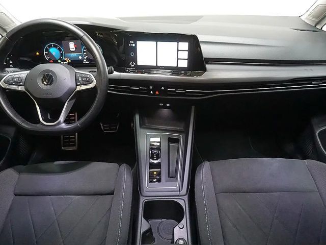 Volkswagen Golf 2.0 TDI DSG Style
