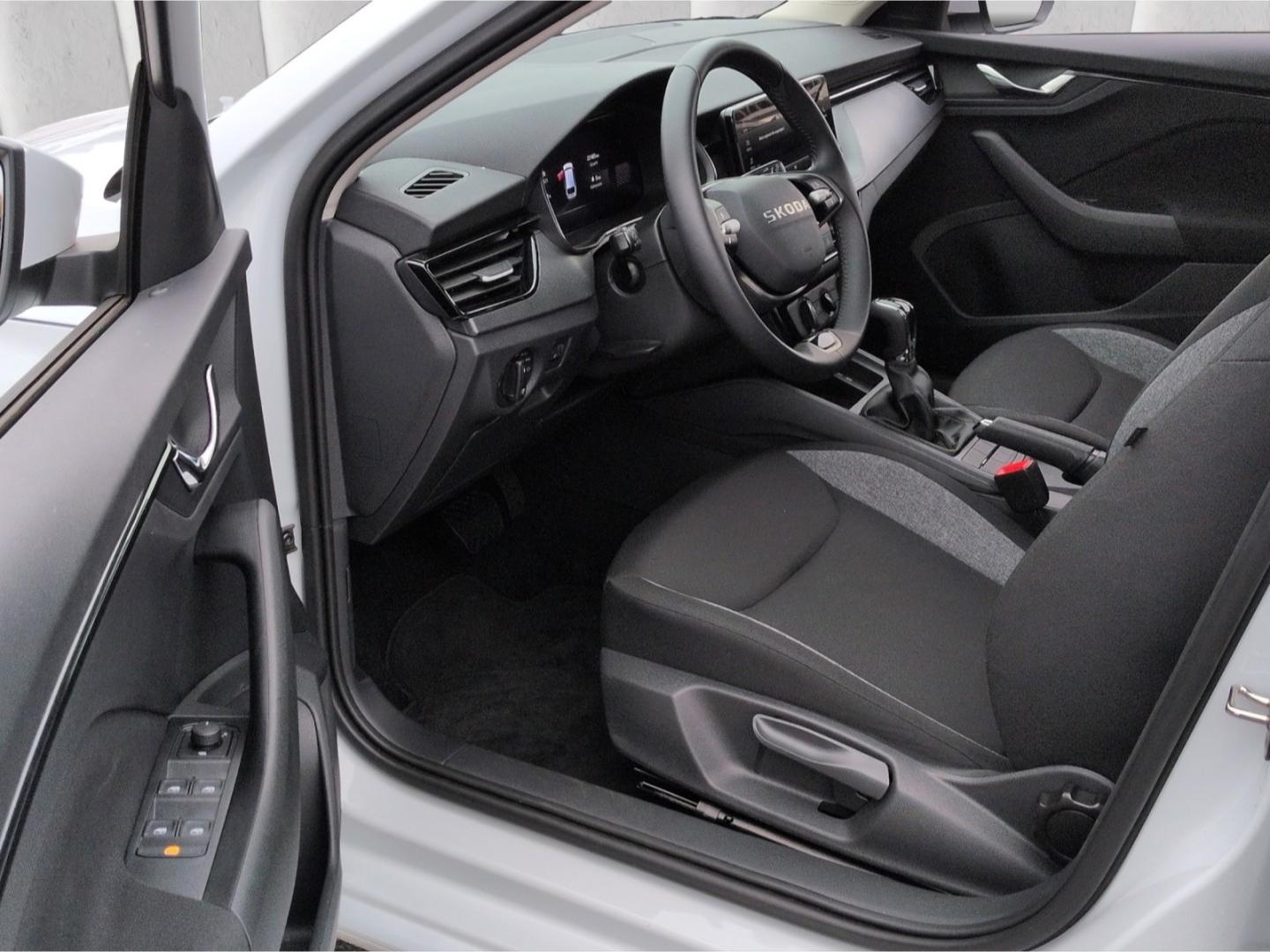 Skoda Scala Essence TSI*DSG AHK LED SHZ Tempo digCockp