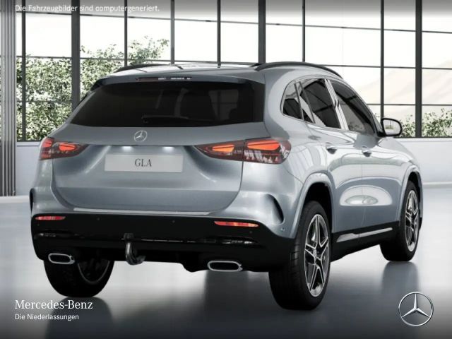 Mercedes-Benz GLA 180 AMG Line