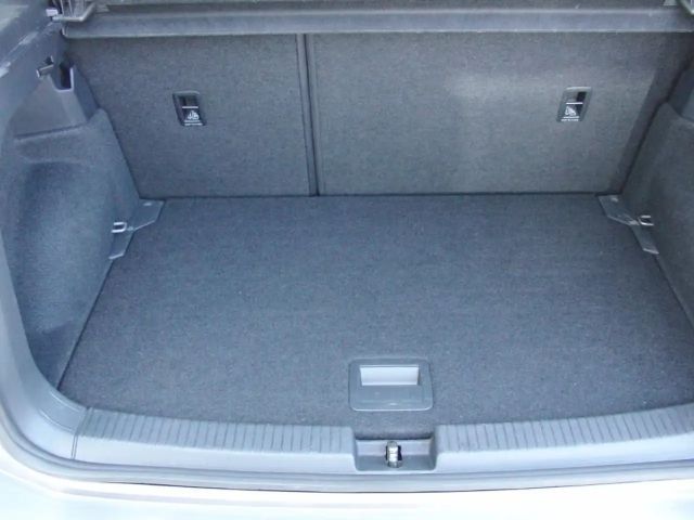 Volkswagen T-Cross 1.0 TSI DSG Style