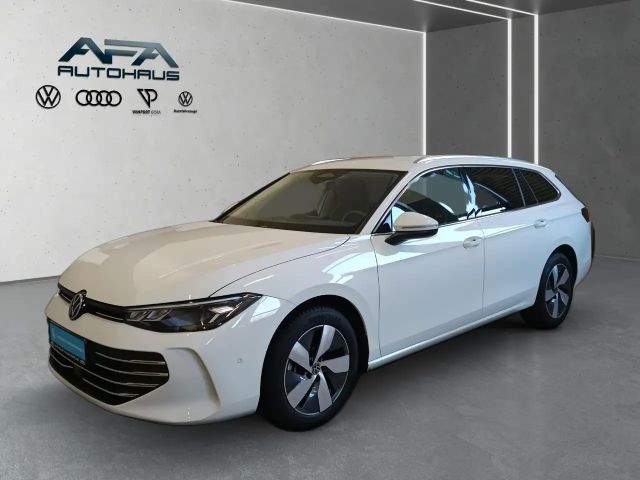 Volkswagen Passat 1.5 eTSI Business DSG