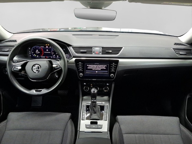 Skoda Superb 2.0 TDI Combi Style Style