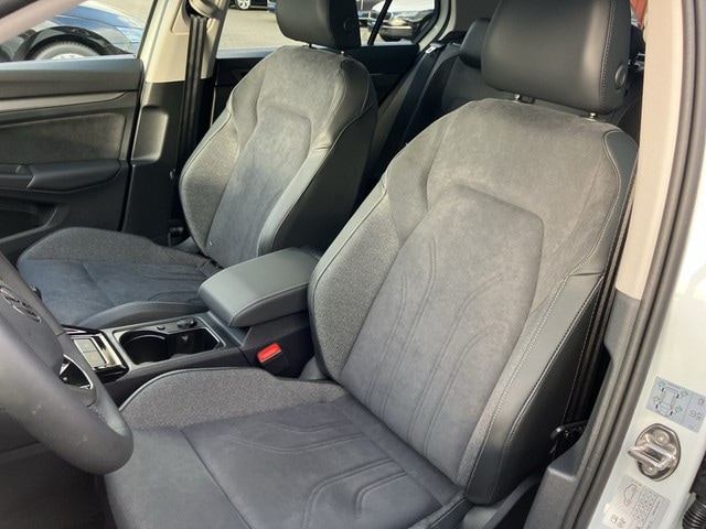 Volkswagen Golf 1.5 TSI Golf VIII Style