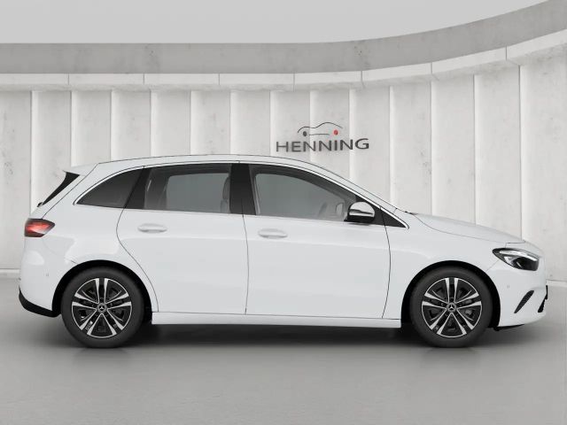 Mercedes-Benz B 200 Progressive Sedan