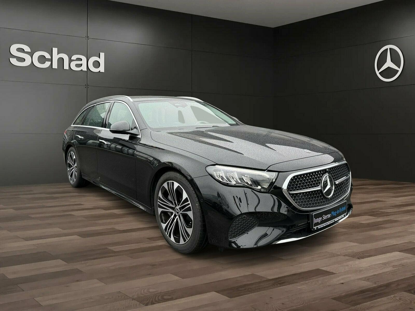 Mercedes-Benz E 300 AVANTGARDE E 300 e