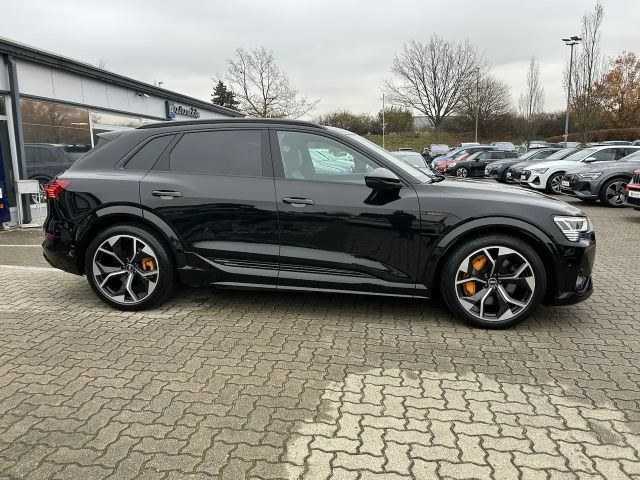 Audi e-tron Quattro