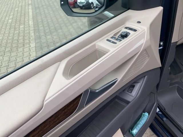 Volkswagen Multivan 2.0 TDI DSG Lang Style T7