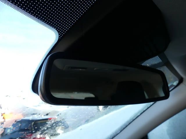 Ford Focus Lim5trg Navi/RFK/WinterPaket+Ski-Durchlade