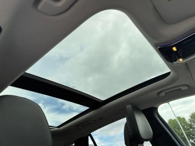 Mercedes-Benz GLC 300 4MATIC AMG Line