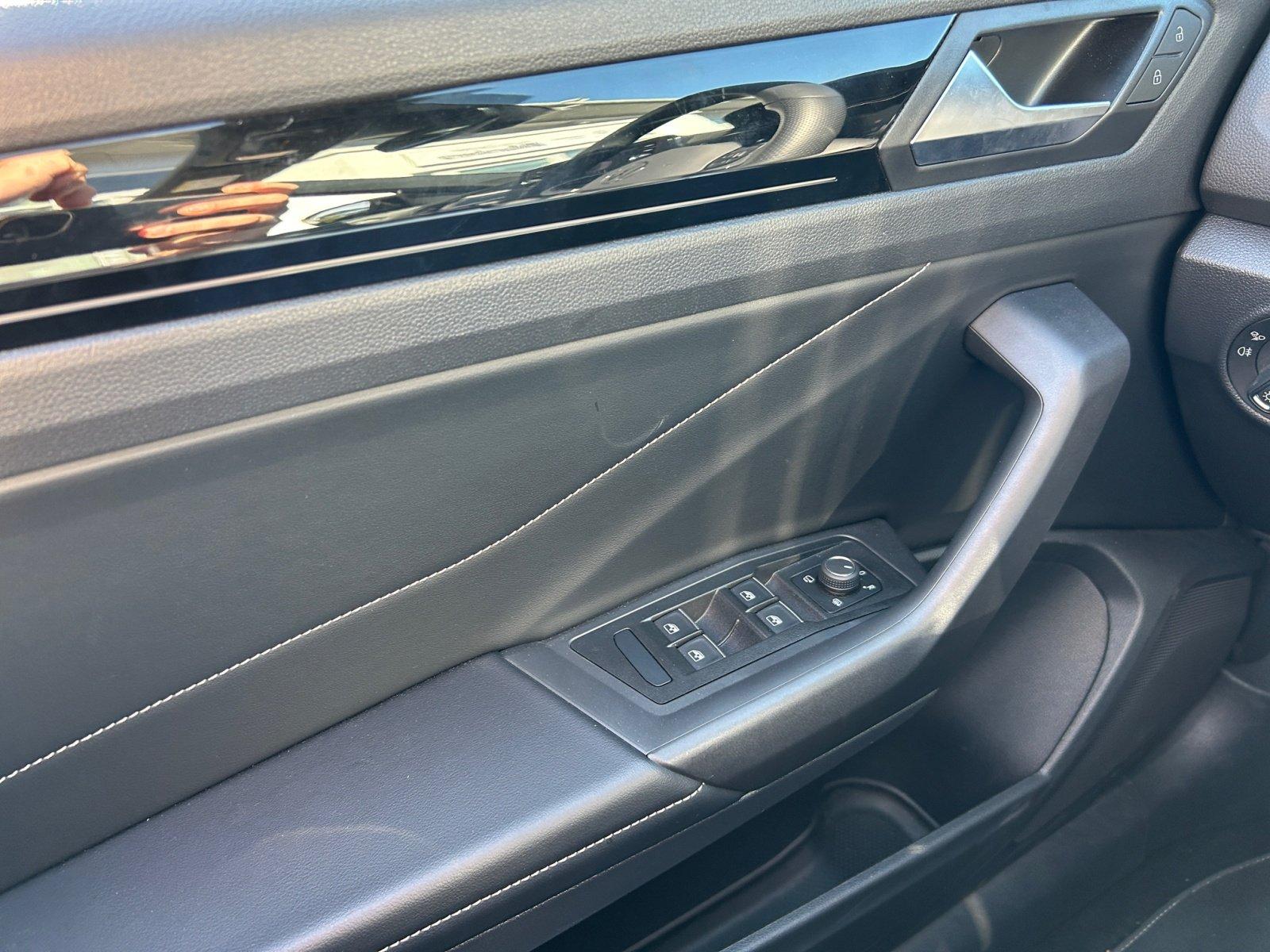 Volkswagen T-Roc 1.5 TSI Cabriolet DSG R-Line