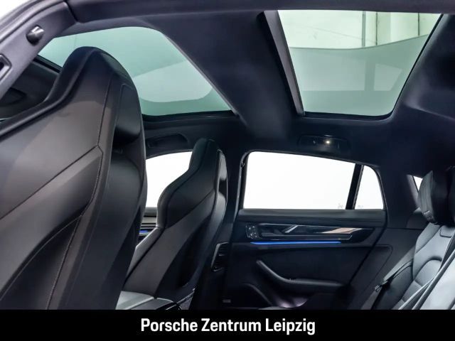 Porsche Panamera 4 E-Hybrid