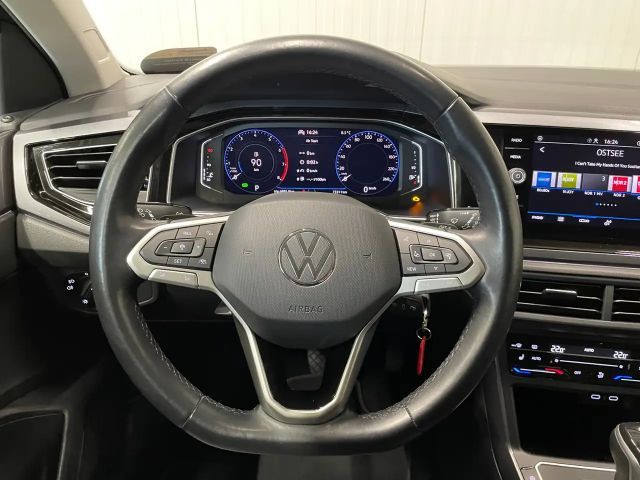 Volkswagen Polo 1.0 TSI DSG Style
