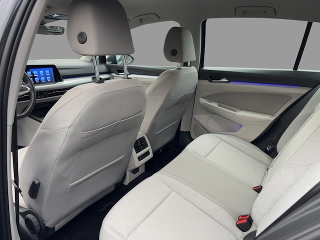 Volkswagen Golf 1.5 eTSI DSG Golf VIII Life