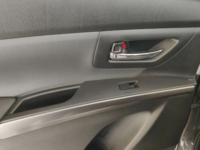 Suzuki S-Cross Hybrid