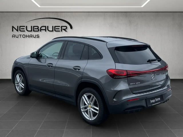 Mercedes-Benz EQA 350 4MATIC AMG Line