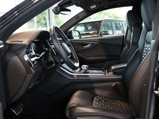Audi RS Q8 Quattro