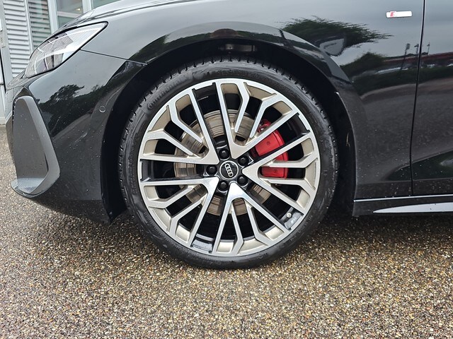 Audi A6 e-tron Avant Quattro