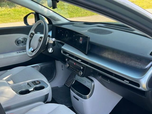 Hyundai IONIQ 9 UNIQ