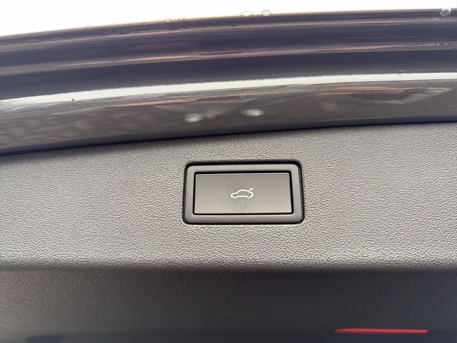 Volkswagen Tiguan R-Line eHybrid