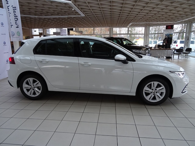 Volkswagen Golf 1.5 eTSI DSG