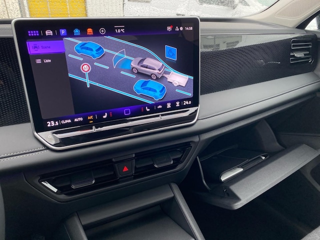 Volkswagen Tiguan 1.5l eTSI ACC PDC NAVI KAM SHZ