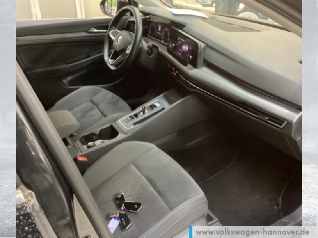 Volkswagen Golf 1.5 eTSI DSG Golf VIII Style