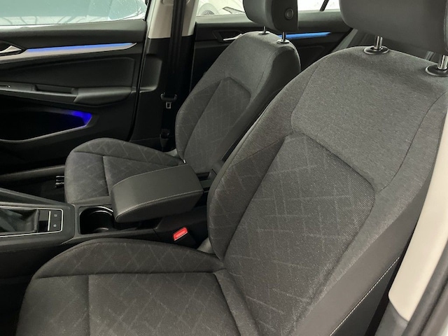 Volkswagen Golf 1.0 TSI Life Variant