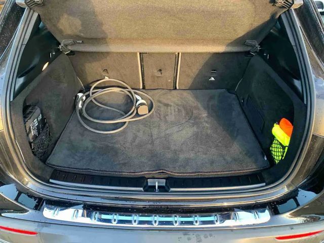 Mercedes-Benz EQA 250 Electric Art