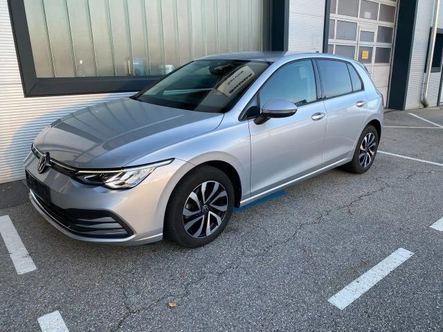 Volkswagen Golf 8 Limo Sondermodell*Active*116TDI,AHV,LED,ACC,Navi