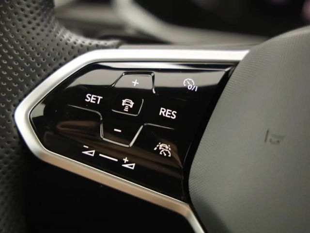 Volkswagen T-Roc DSG R-Line