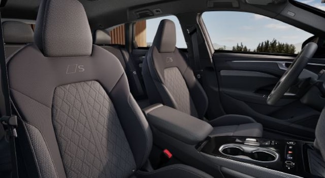 Audi A6 Avant S-Tronic