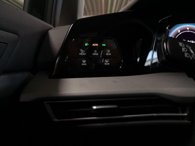 Volkswagen Golf 1.5 TSI