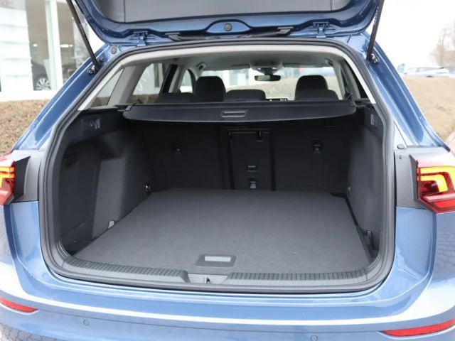 Volkswagen Golf 1.5 TSI Life Variant