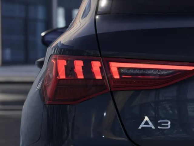 Audi A3 35 TFSI S-Line Sedan Sportback