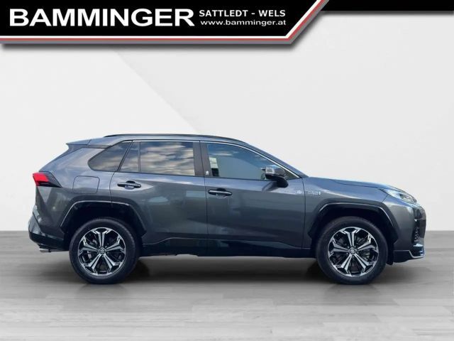 Suzuki Across E-Four Flash