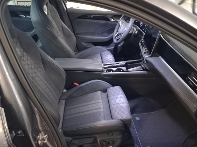 Volkswagen Passat 2.0 TDI R-Line Variant