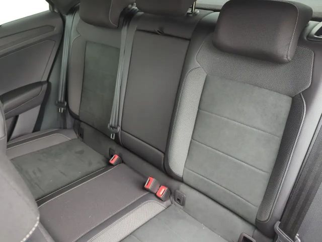 Volkswagen T-Roc 1.5 TSI DSG R-Line